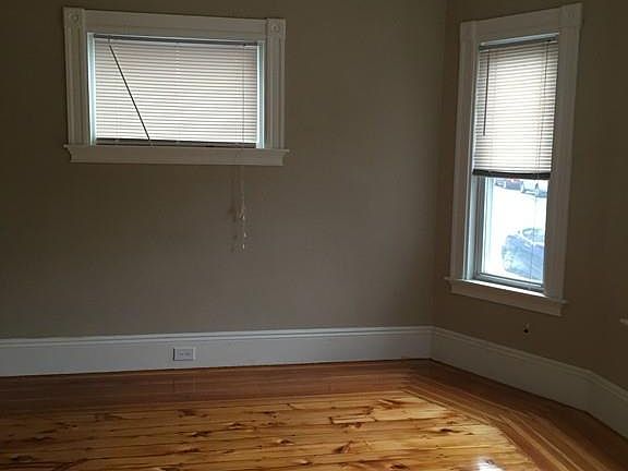 5th image of 65 Essex St #0