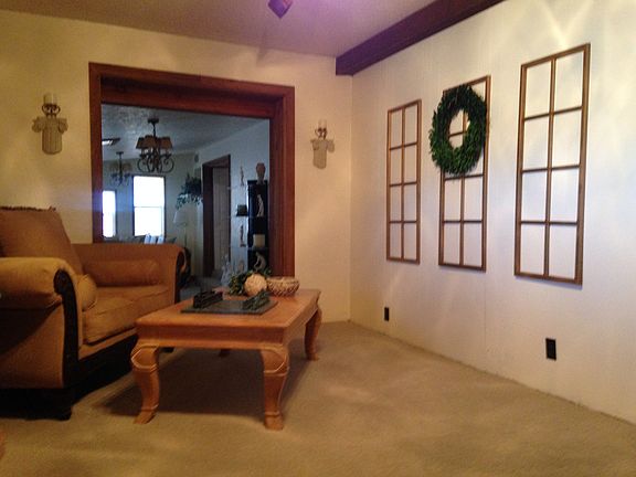 3rd image of 611 Avenue J NW