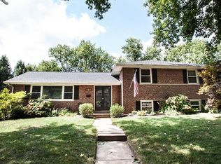 843 Greenshire Ct, Saint Louis, MO