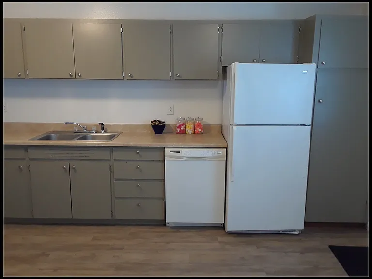 Rainier Terrace — Photo 3