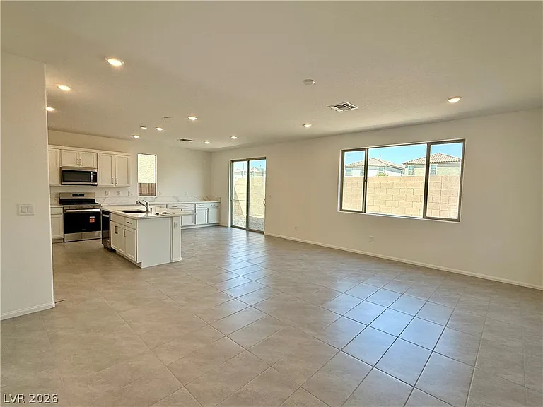 5966 Night Hawk Hill St — Photo 4