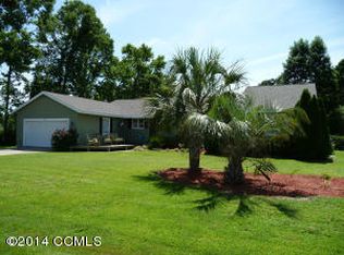 601 Garden Rd, Morehead City, NC 28557