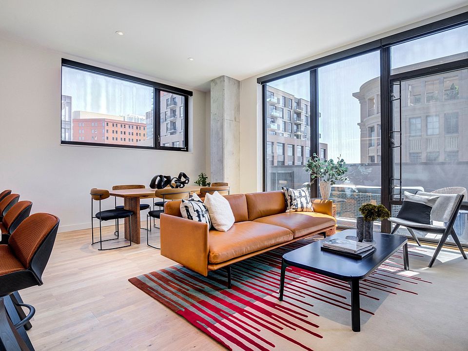 Model Living Area