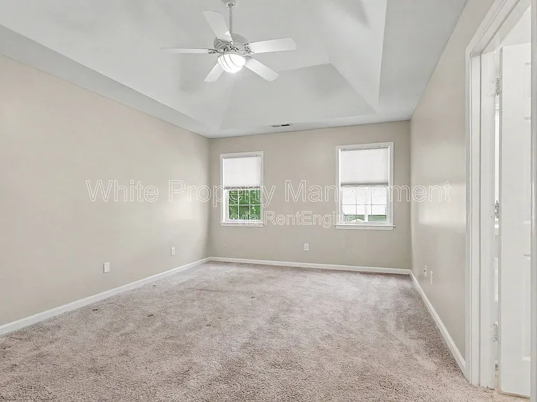 13606 Red Wine Ct — Photo 10