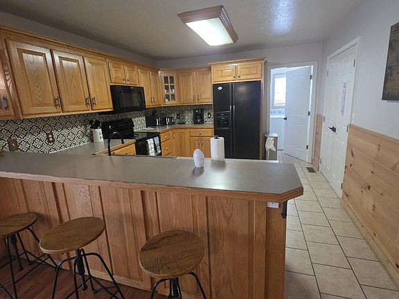 3rd image of 3230 Cove Creek Way