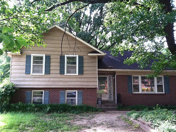 2nd image of 3411 Chancellor St