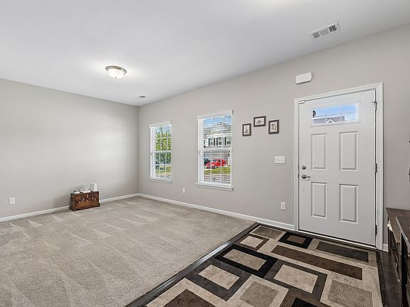 5th image of 2852 Bluestem Ln