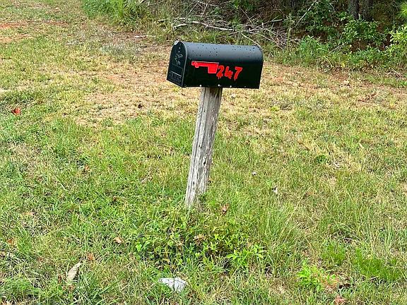 4th image of 247 County Highway 106