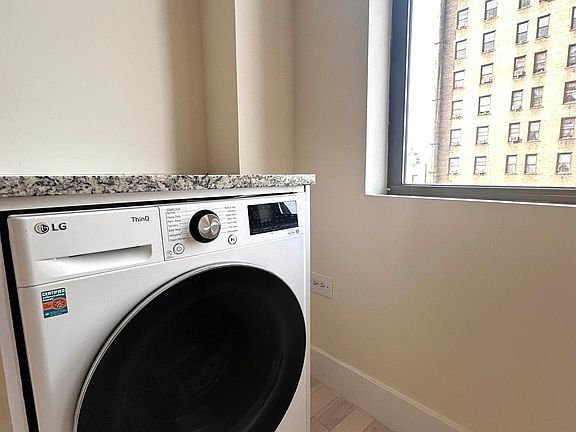 5th image of 4101 Broadway #6C