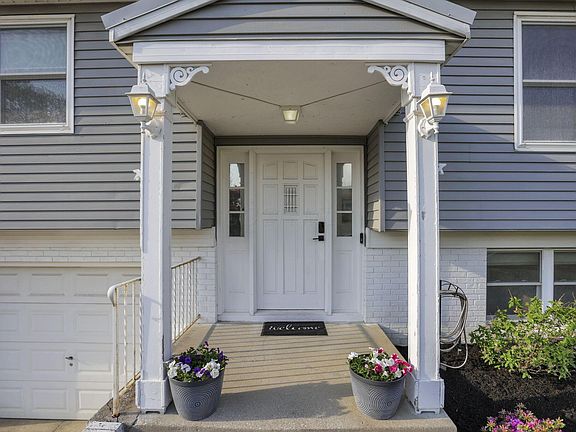 4th image of 2886 Scotch Pine Ct