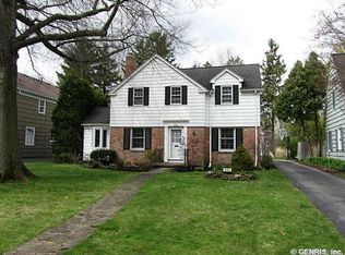 545 Antlers Dr, Rochester, NY 14618