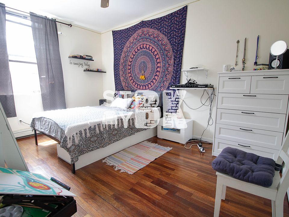 1st image of 51 Clifton Pl #5C