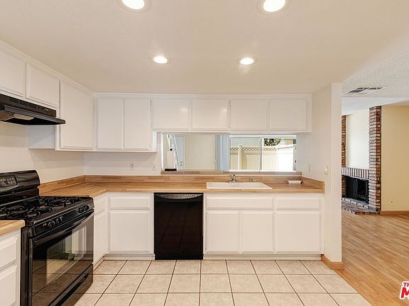 5th image of 9553 Beach St Unit 41