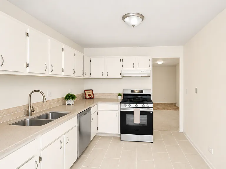 1956 N Hidden Creek Cir #3 — Photo 12