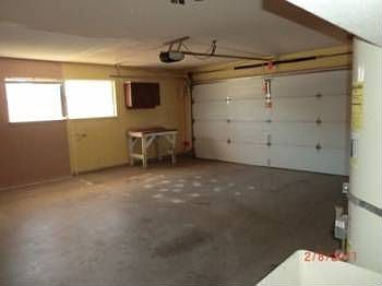 4th image of 8871 Tangerine Ave