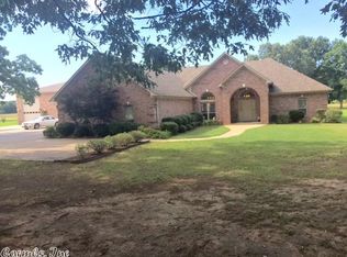 120 Skyway Dr, Lonoke, AR 72086