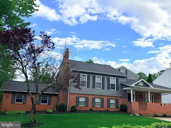 6055 Adcock Ln, Hanover, MD 21076