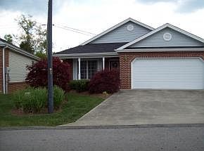 1st image of 627 Willowcrest Pl