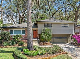 19 Oakwood Rd, Jacksonville Beach, FL 32250