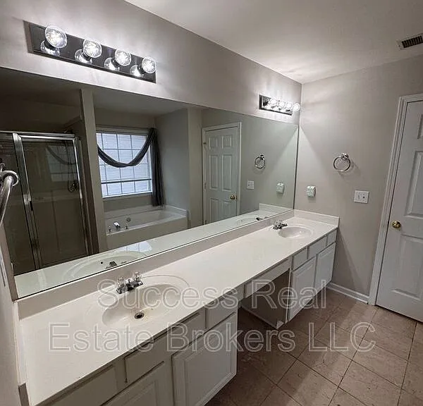 6074 Brookmere Ln SW — Photo 6