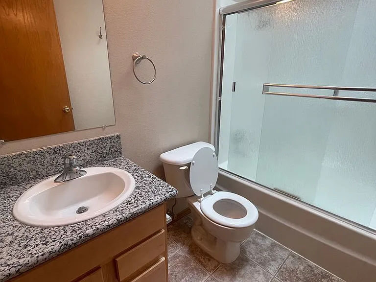 2663 Oak Ridge St NW — Photo 11