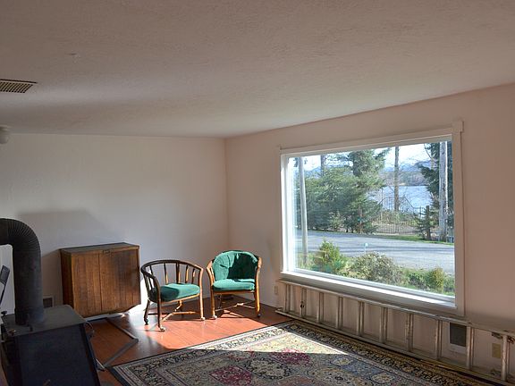 3rd image of 551 W Lake Pleasant Dr