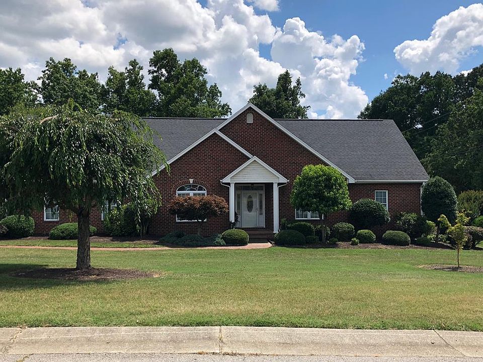 1st image of 100 Northridge Dr