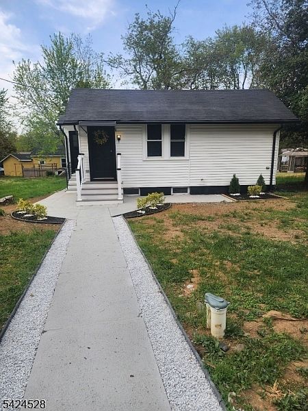 1st image of 35 Fern Rd