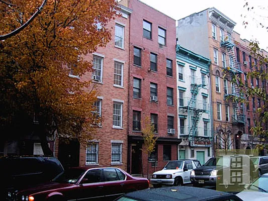 Rented by Halstead Real Estate | media 28
