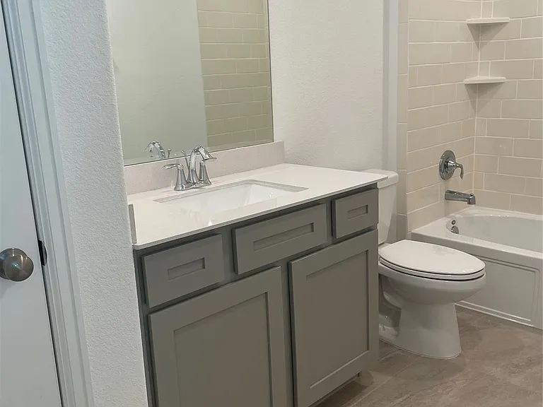 621 Aspen Falls Ct — Photo 16