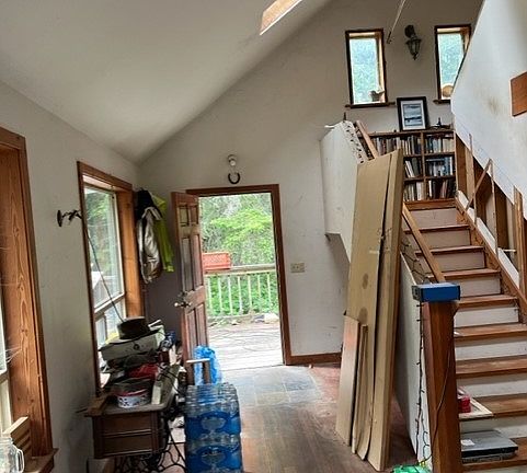 3rd image of 5599 NE Foxglove Lane