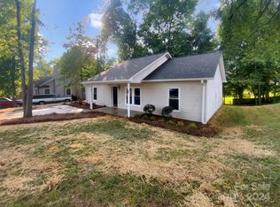 1210 Ridgewood Dr, Concord, NC 28027