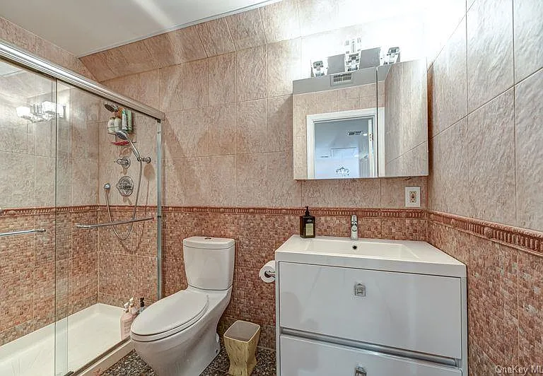 37 Crescent Cove Cir — Photo 17