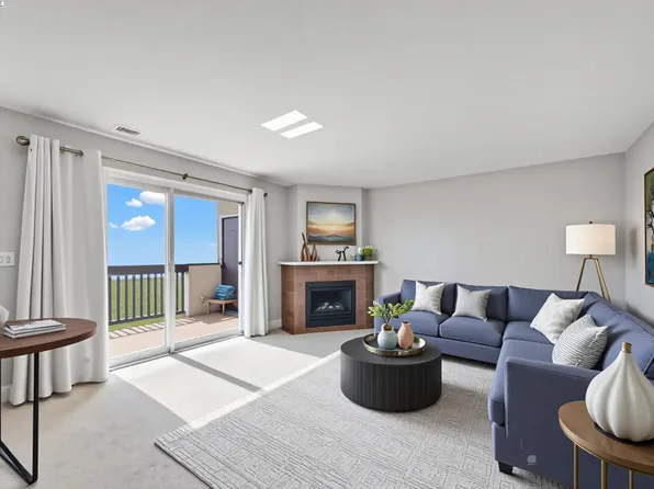 21083 Gary Dr APT 211, Hayward, CA 94546