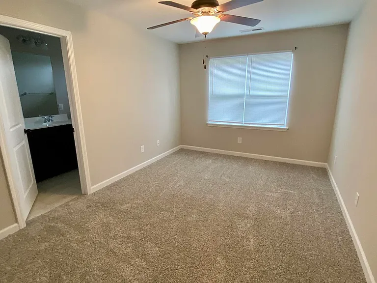 206 Alexa Pl — Photo 10