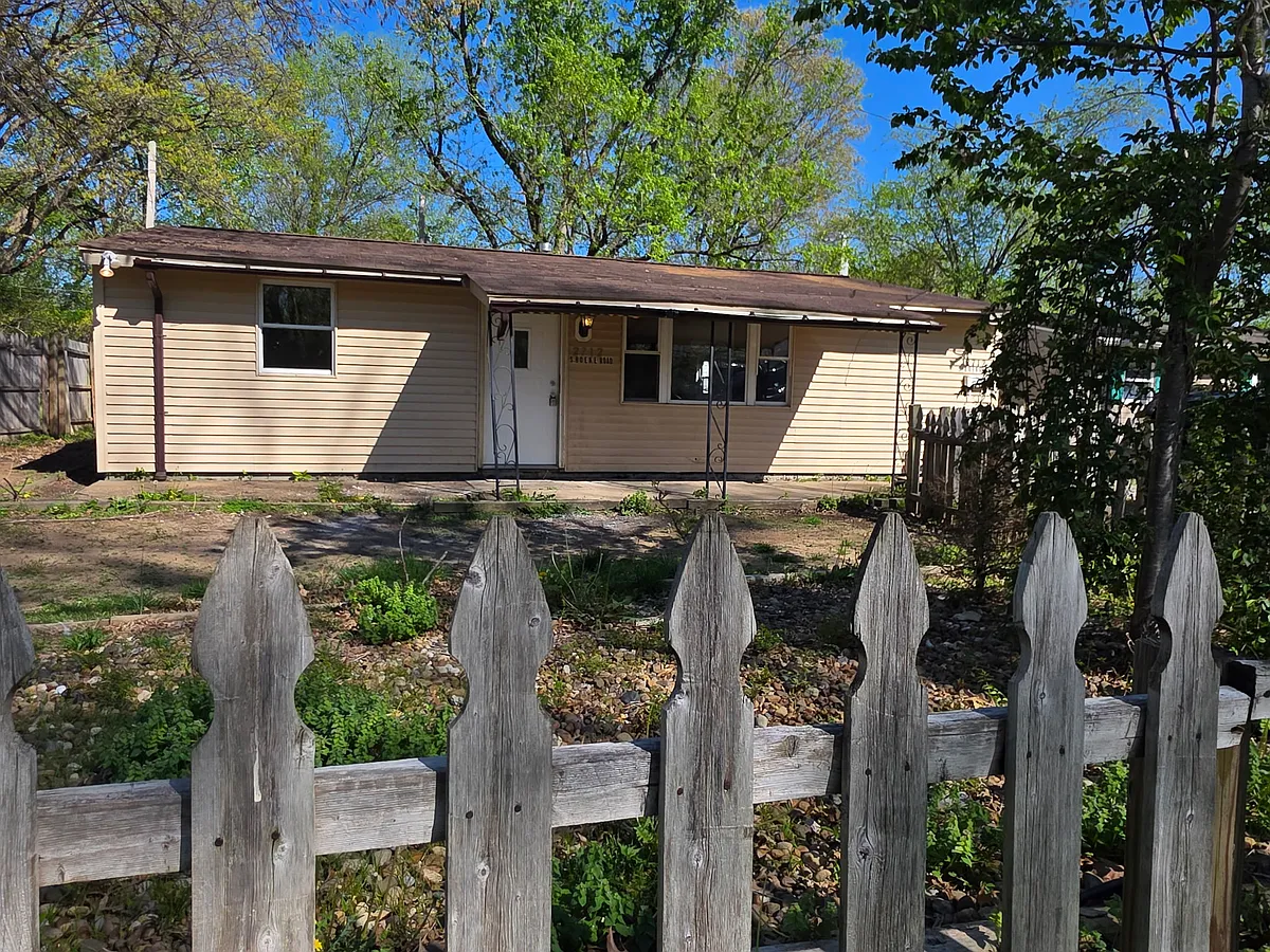 Building Photo - 2712 S Boeke Rd