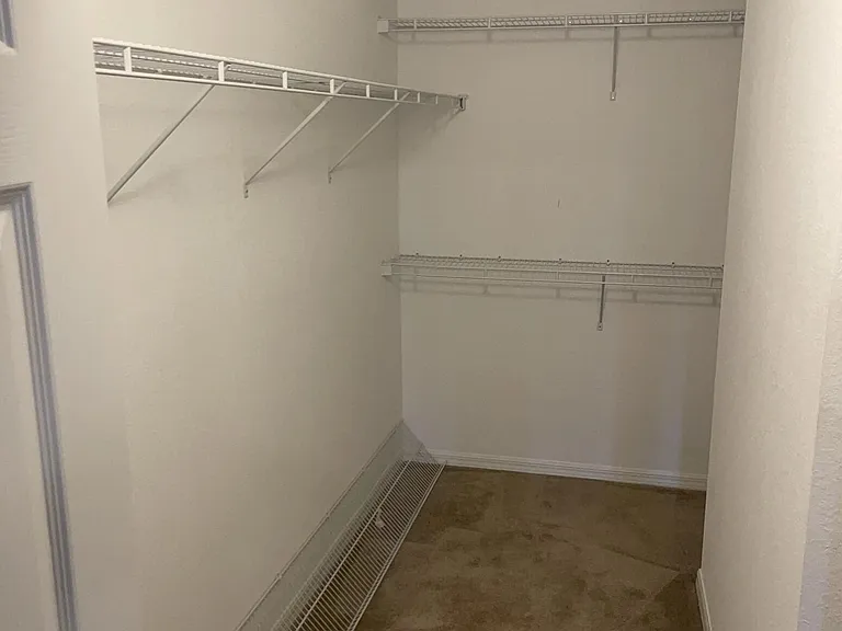 2805 Veronia Dr #104 — Photo 5