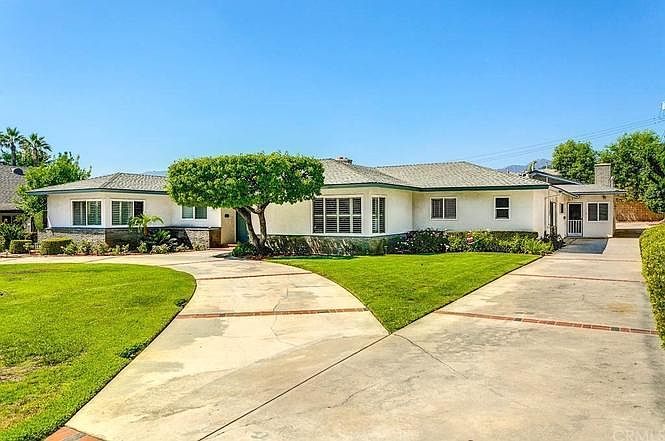 1st image of 1953 Country Club Dr