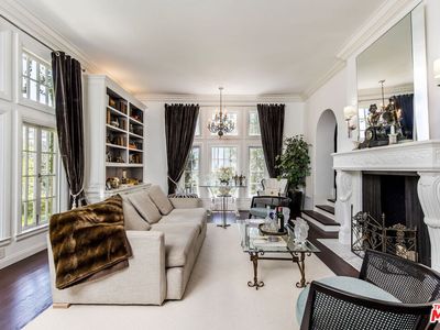 10335 Wilshire Blvd, Los Angeles, CA, 90024