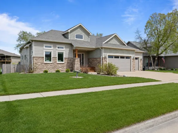 811 NW Boulder Point Pl, Ankeny, IA 50023