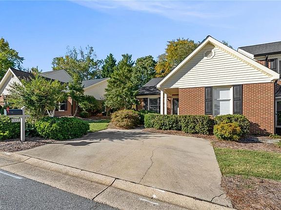 2nd image of 1734 Ternberry Rd