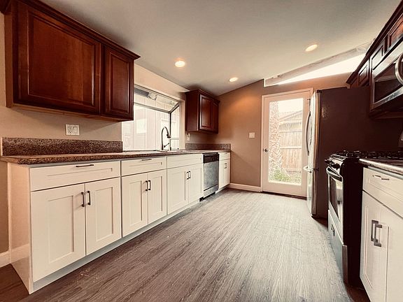 5th image of 12946 Morene St