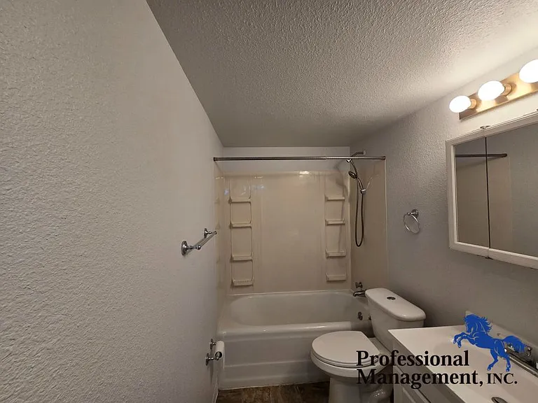 318 1/2 Yellowstone Ave — Photo 7