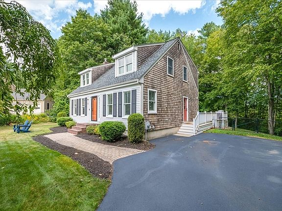 3rd image of 12 Reed Bent Rd