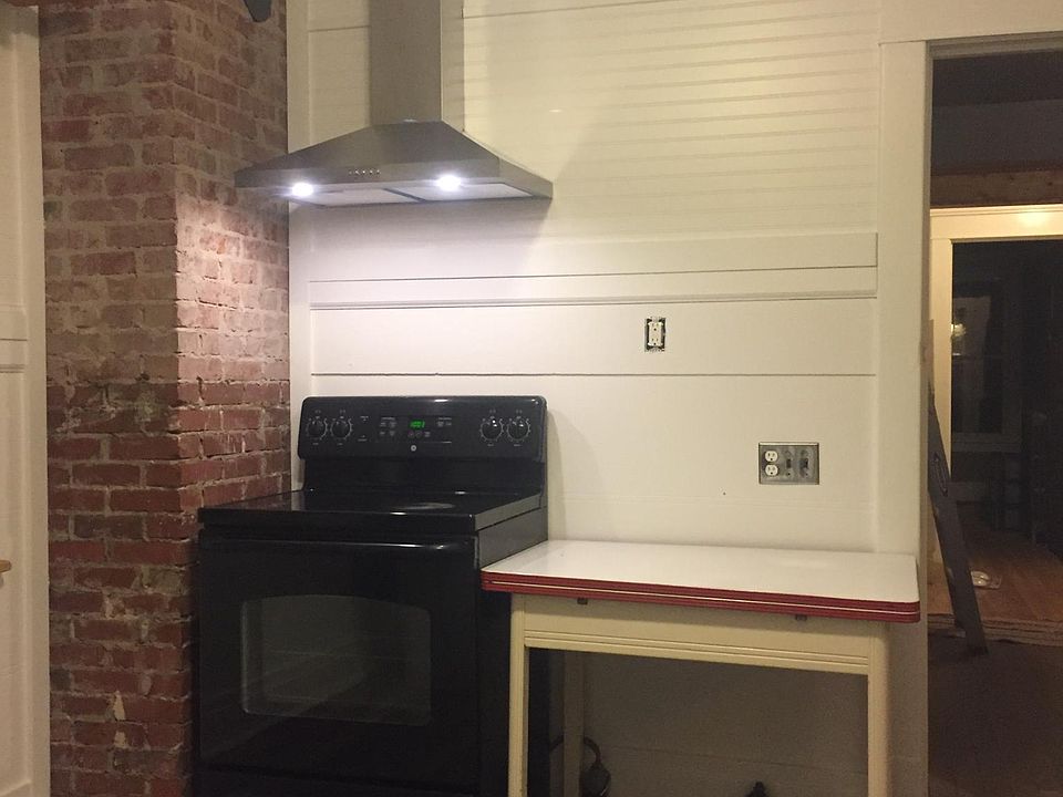 1st image of 1949 Hertel Ave Floor 2