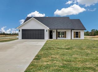 335 Ralph Nerren Rd, Huntington, TX 75949