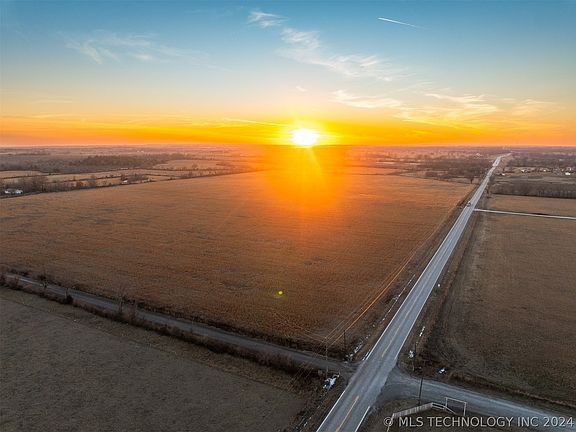 2nd image of 7 Old Hwy #10