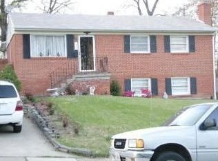 1306 Oregon Ave, Woodbridge, VA 22191