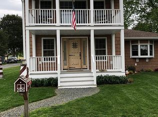 36 Front St, Chesapeake City, MD 21915