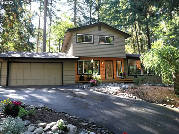 9732 SW 18th Pl, Portland, OR 97219